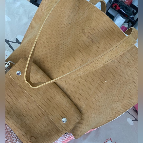 *COMBO * Tote bag plus multi bag or funny pack vegan leather camel pre loved 💕 - Picture 2 of 12